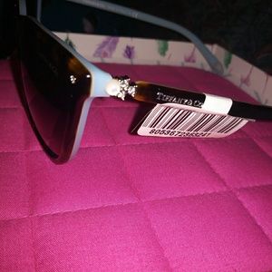 Tiffany & co sunglasses cat eye style